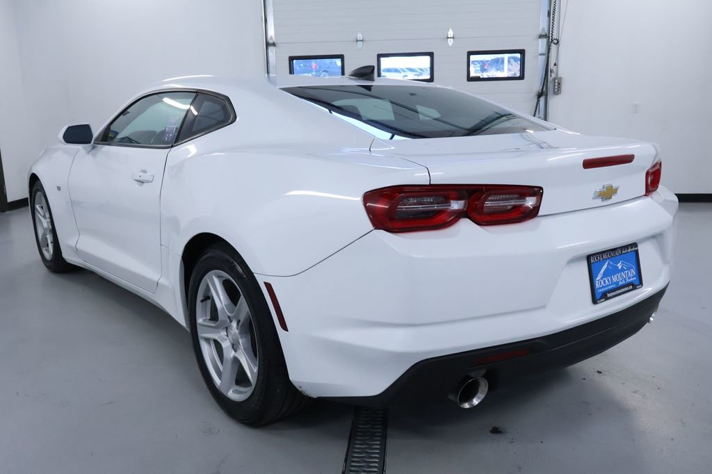 Used 2023 Chevrolet Camaro LT image 5