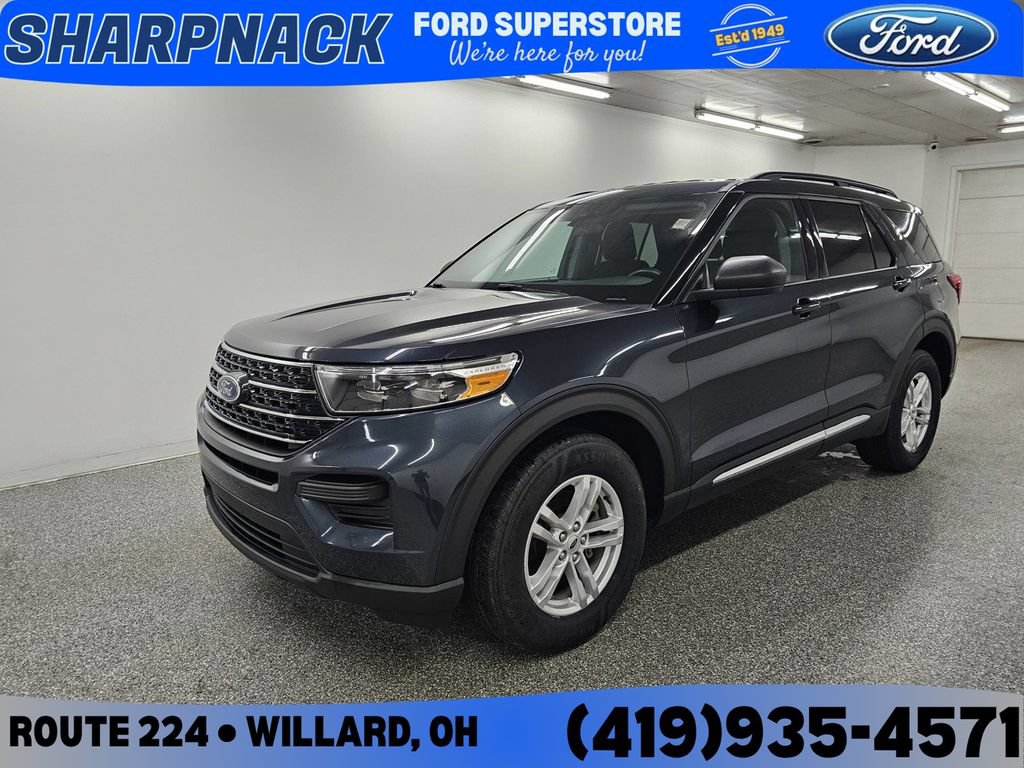Used 2023 Ford Explorer XLT AWD/4WD image 1