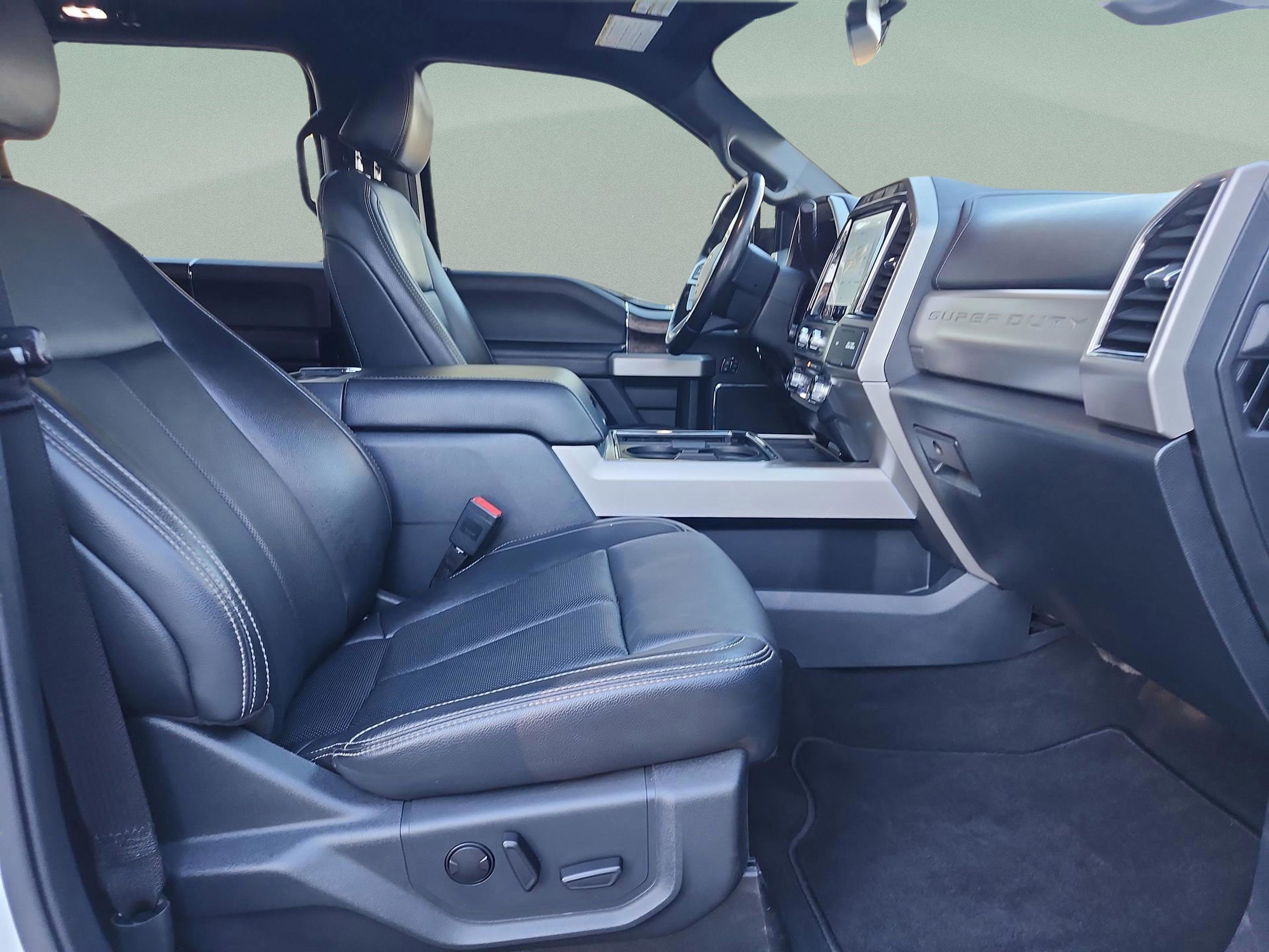 Used 2022 Ford F450 Lariat w/ Lariat Ultimate Package image 17