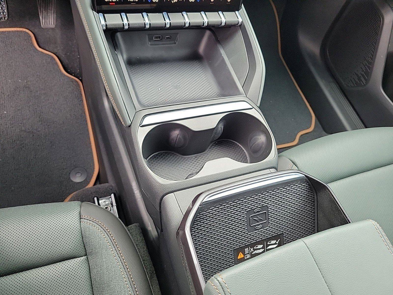 New 2026 GMC Terrain AT4 w/ Convenience Package III image 27