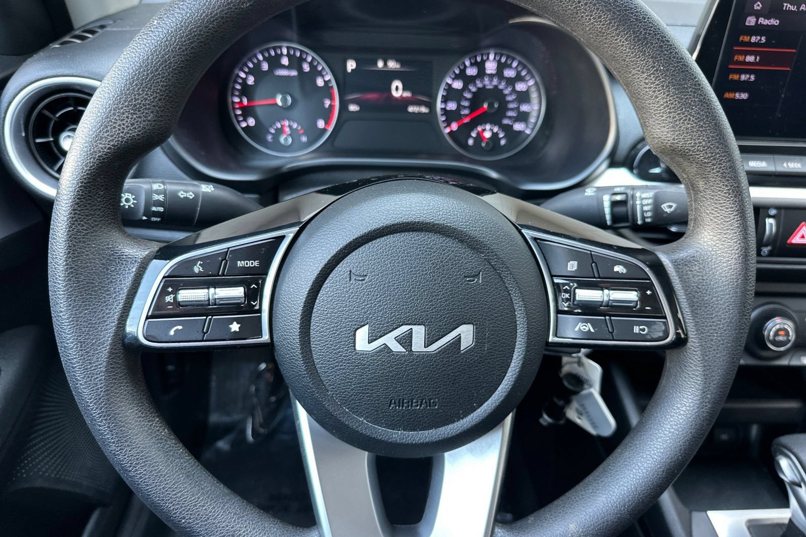 Used 2024 Kia Forte LXS w/ LXS Technology Package FWD image 23