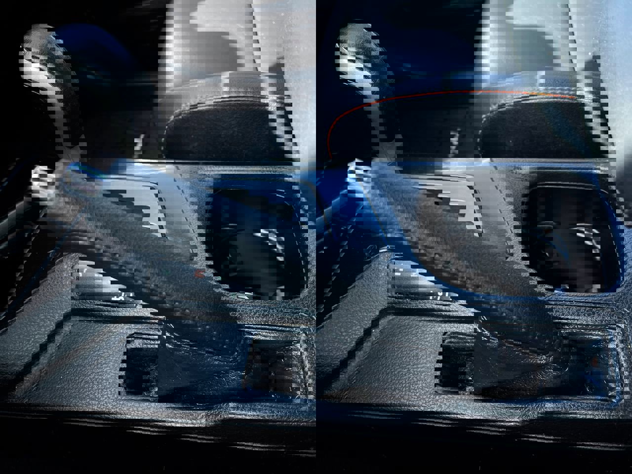 Used 2017 Toyota RAV4 SE image 31