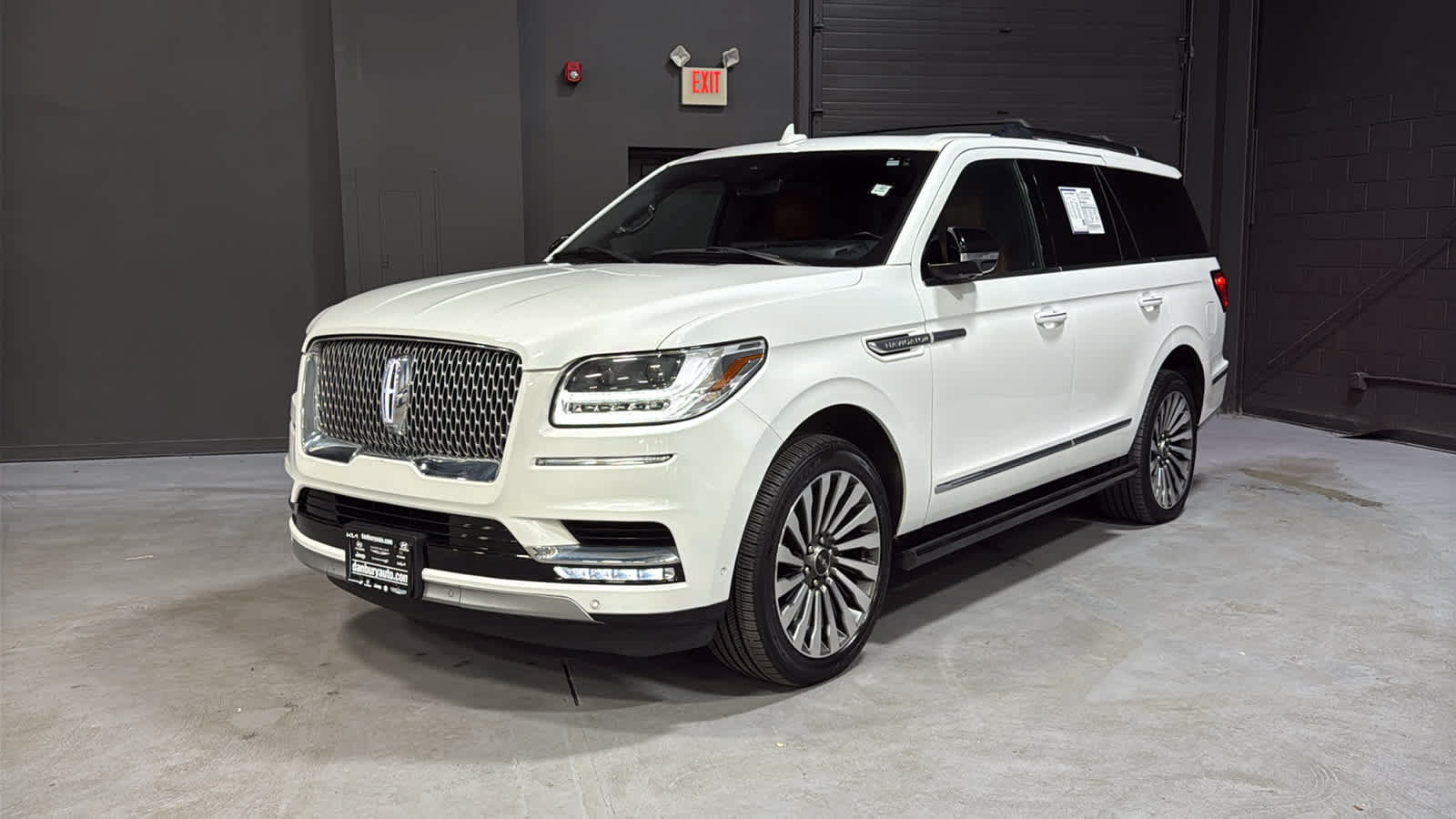 Used 2020 Lincoln Navigator Reserve w/ Luxury Package AWD/4WD image 3