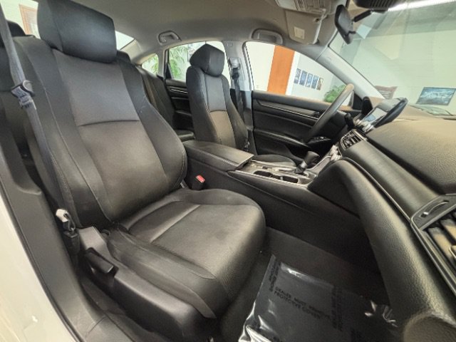 Used 2021 Honda Accord LX image 9