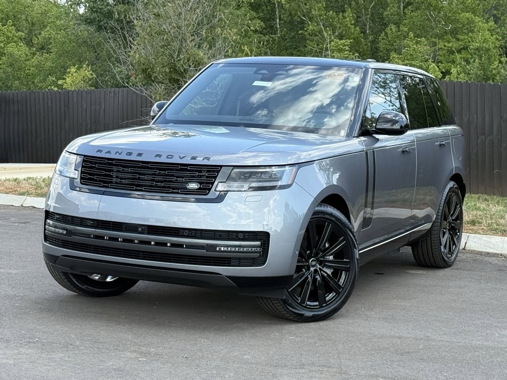 New 2025 Land Rover Range Rover SE image 1