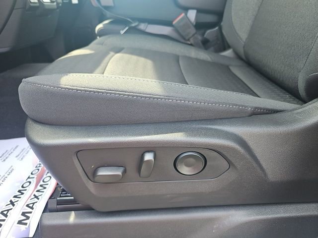 New 2025 Chevrolet Silverado 2500 Custom w/ Custom Value Package image 23