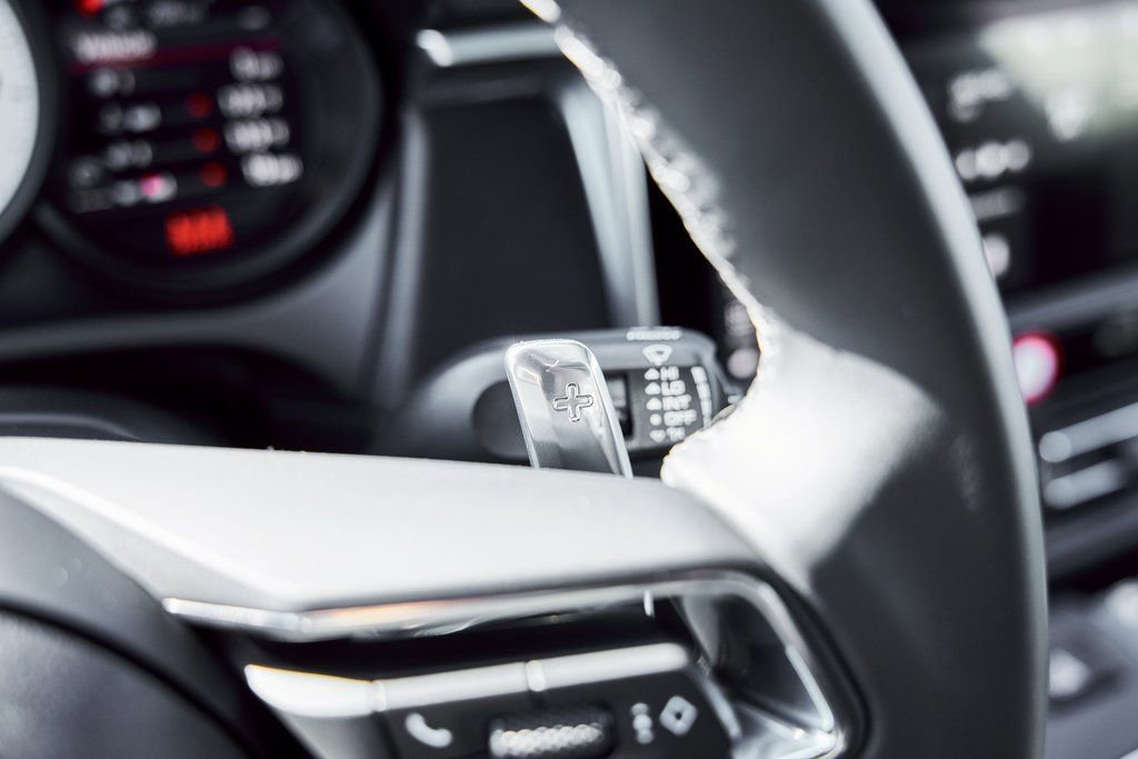 Used 2025 Porsche Macan GTS image 61