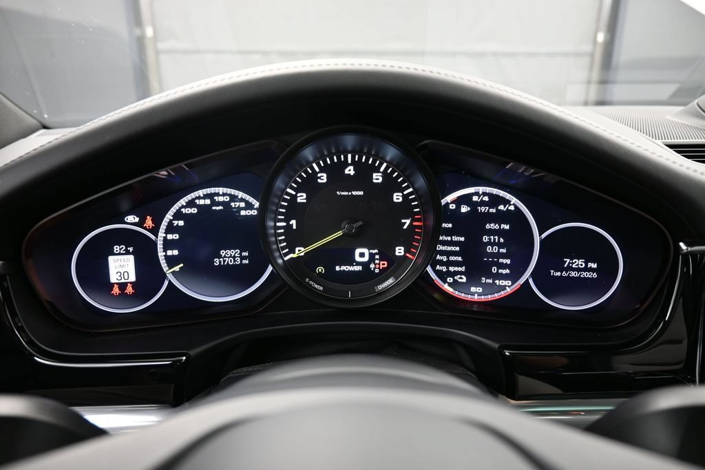 Certified 2023 Porsche Panamera 4S AWD/4WD image 19
