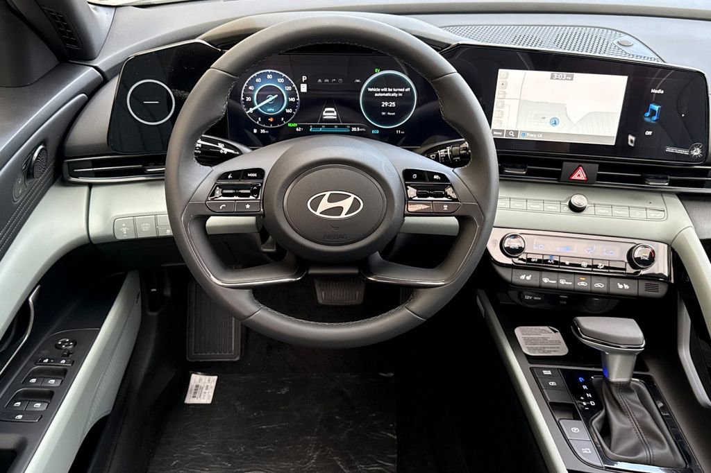 New 2026 Hyundai Elantra Limited image 11