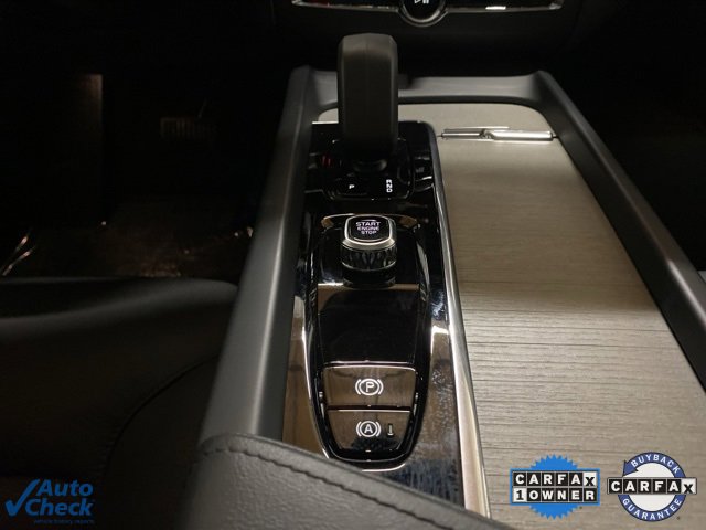 Used 2025 Volvo XC60 B5 Plus image 49