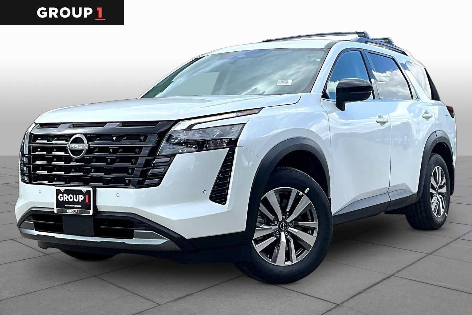 New 2026 Nissan Pathfinder SL FWD image 1