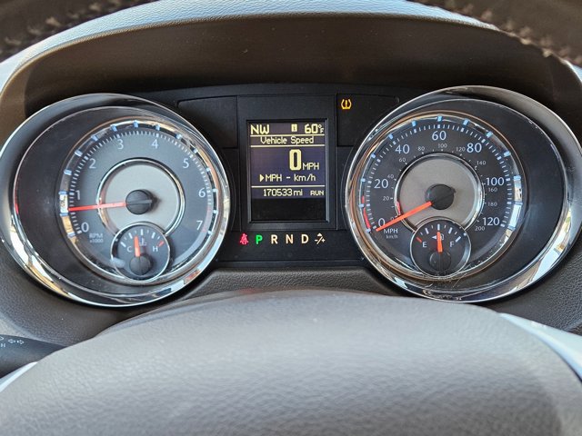 Used 2012 Chrysler Town & Country Touring image 11