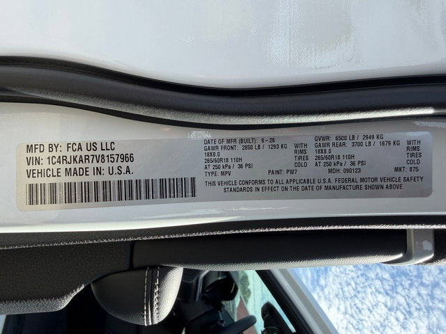 New 2027 Jeep Grand Cherokee L 4WD image 16
