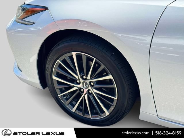 Used 2023 Lexus ES 350 w/ Premium Package FWD image 15