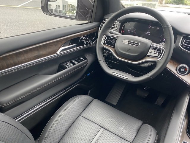 New 2024 Jeep Grand Wagoneer Series I w/ HD Trailer Tow Package image 35