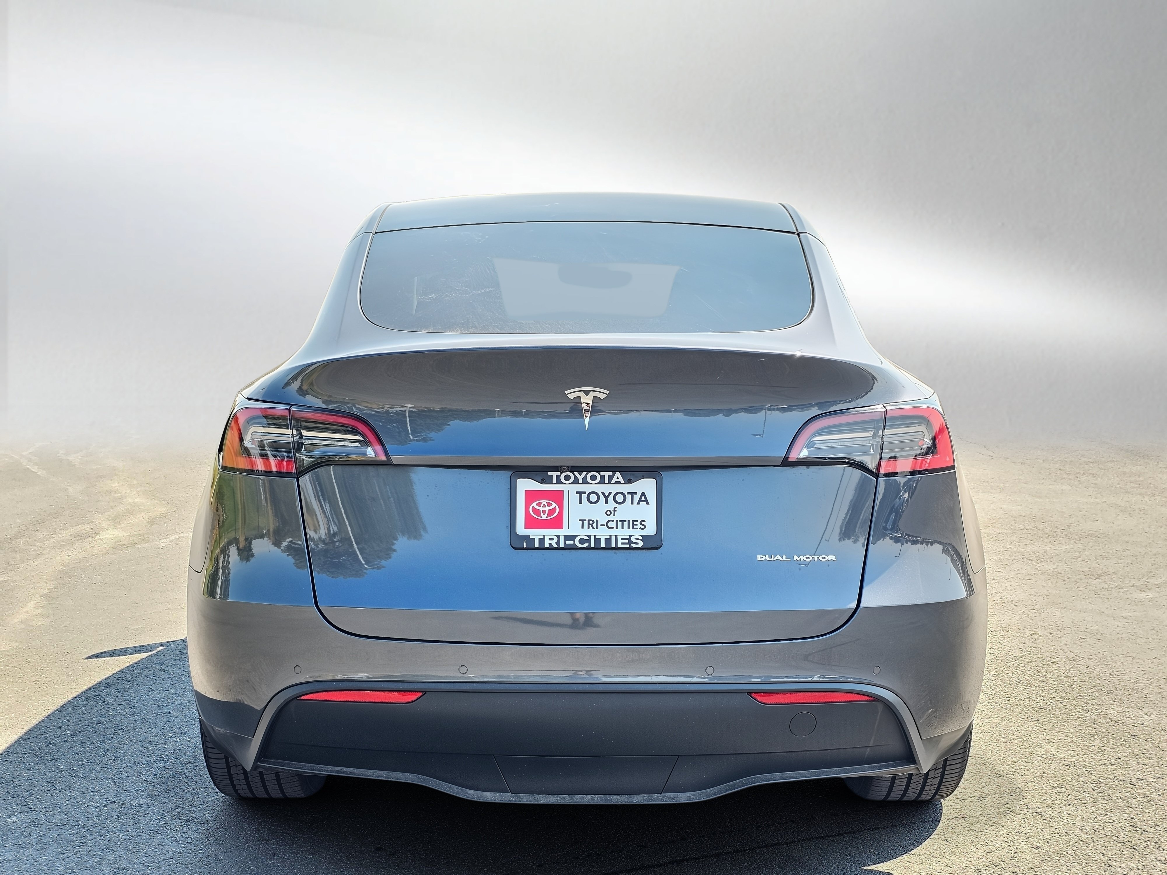 Used 2021 Tesla Model Y Long Range AWD/4WD image 4