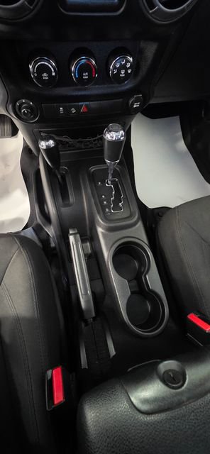 Used 2016 Jeep Wrangler Unlimited Willys image 19