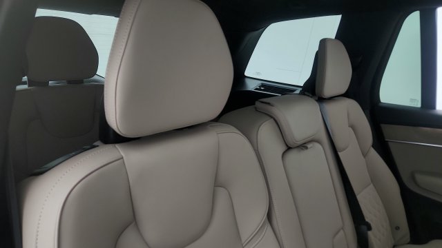 Used 2026 Volvo XC90 B6 Plus AWD/4WD image 41