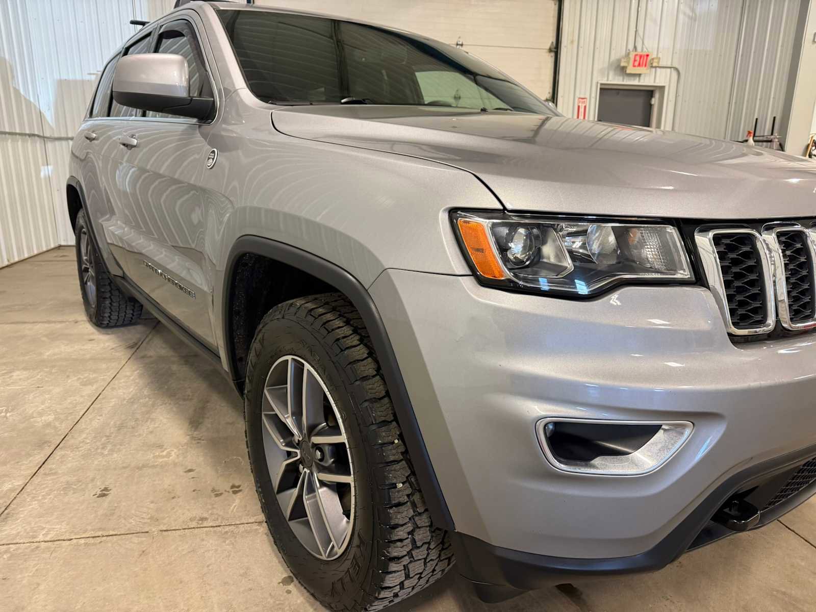 Certified 2020 Jeep Grand Cherokee Laredo w/ Quick Order Package 2BN North AWD/4WD image 10