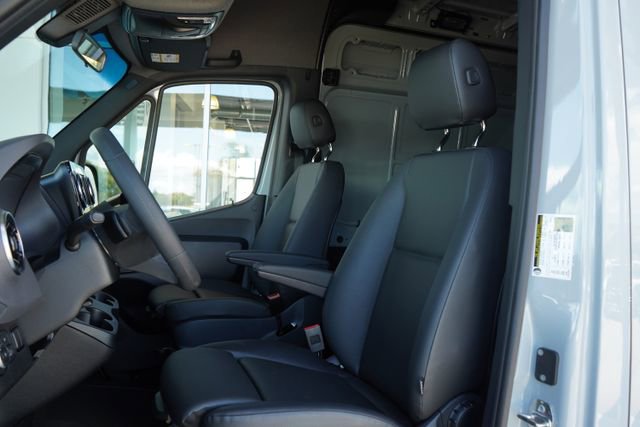 New 2025 Mercedes-Benz Sprinter 2500 image 27