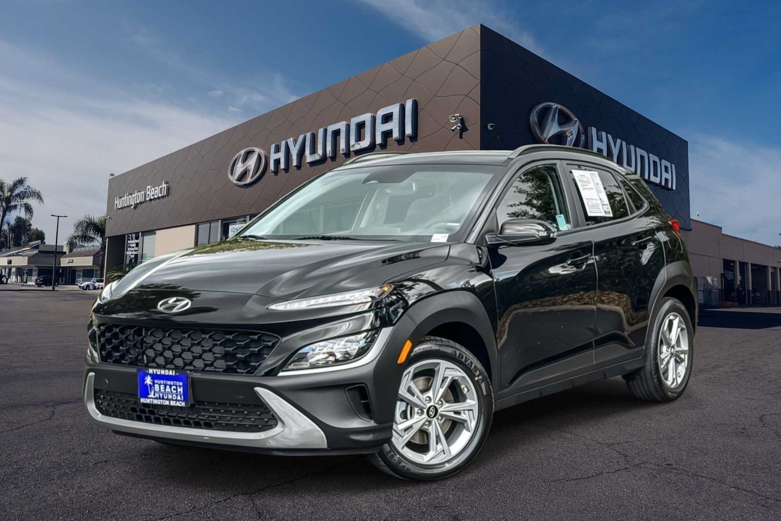 Certified 2023 Hyundai Kona SEL AWD/4WD image 1