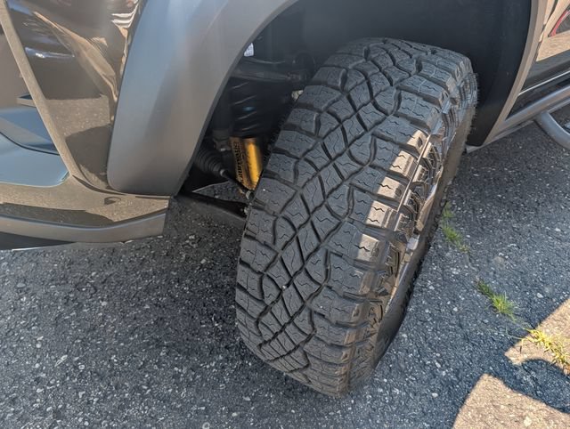 Used 2024 Chevrolet Colorado ZR2 w/ ZR2 Convenience Package III AWD/4WD image 5