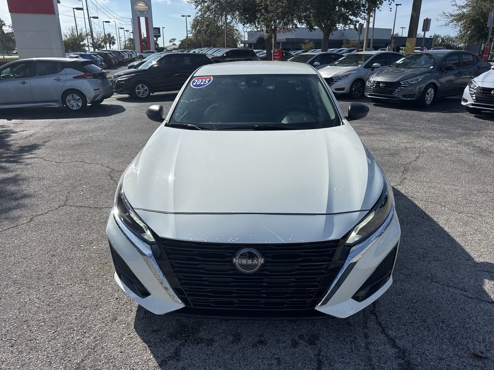 Certified 2025 Nissan Altima 2.5 S image 3