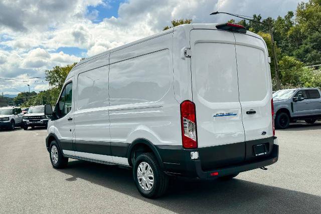 Certified 2023 Ford E-Transit Medium Roof RWD image 5