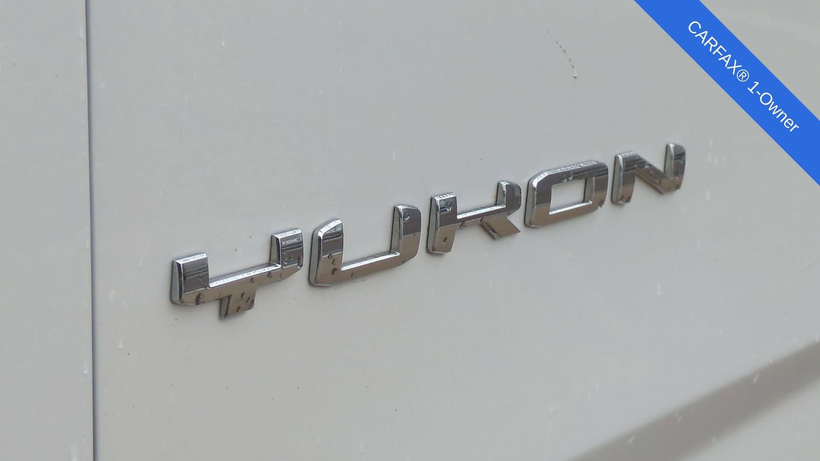 Used 2023 GMC Yukon XL SLT w/ SLT Premium Package image 13