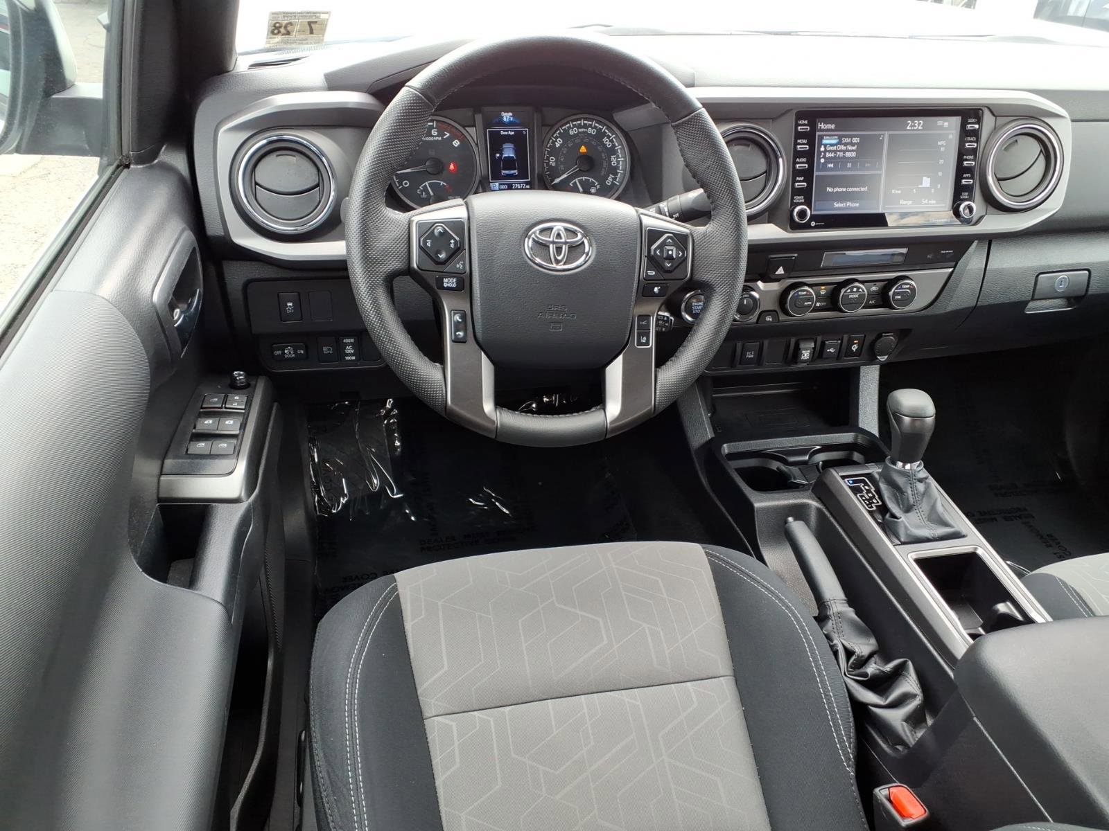 Certified 2023 Toyota Tacoma TRD Off-Road AWD/4WD image 10