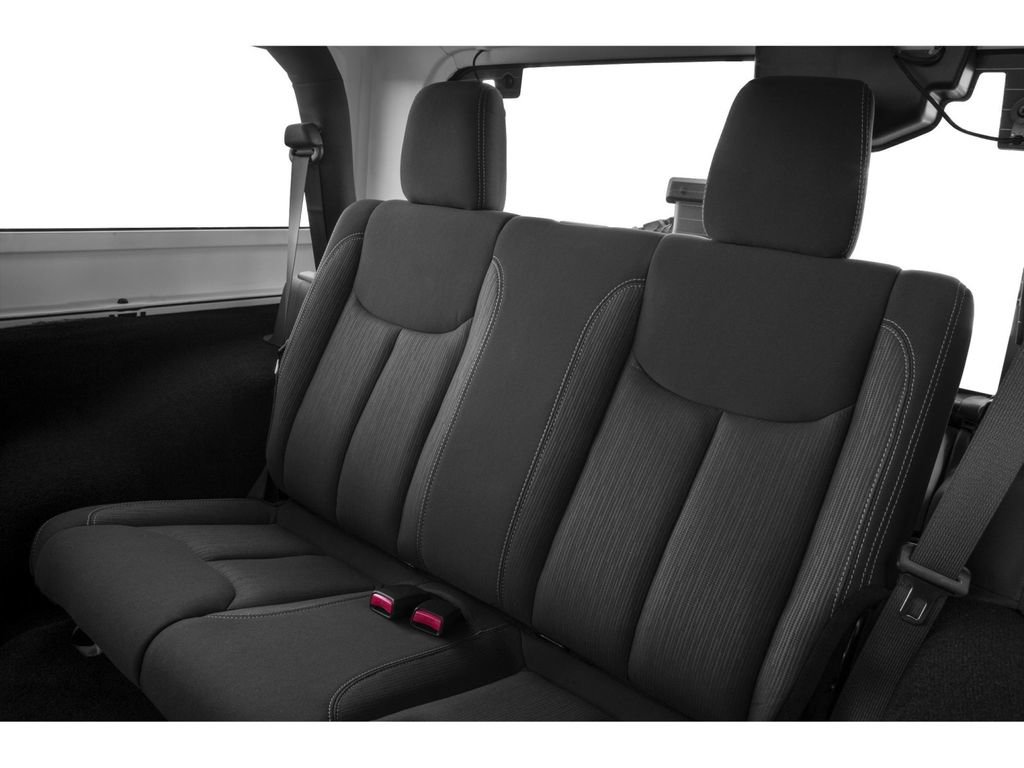 Used 2017 Jeep Wrangler Rubicon AWD/4WD image 8