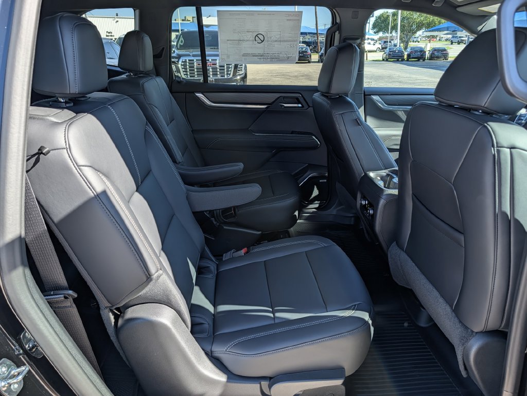 New 2027 GMC Acadia Elevation w/ Elevation Premium Package FWD image 29