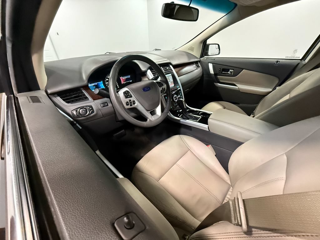 Used 2014 Ford Edge Limited FWD video 2