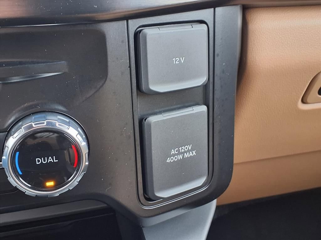 New 2026 Ford F250 Lariat w/ FX4 Off-Road Package image 10