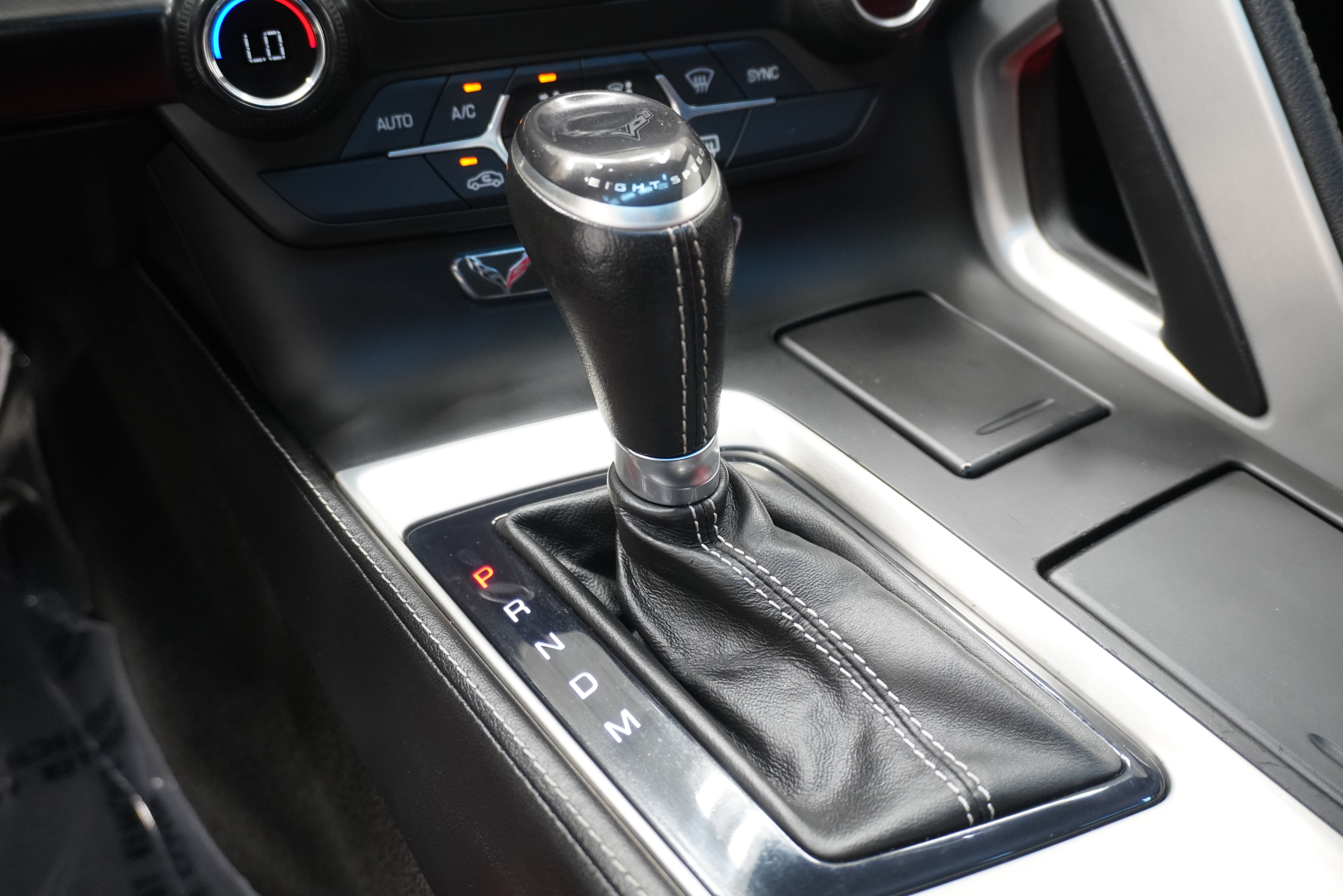 Used 2015 Chevrolet Corvette Stingray Coupe w/ ZF1 Appearance Package RWD image 19