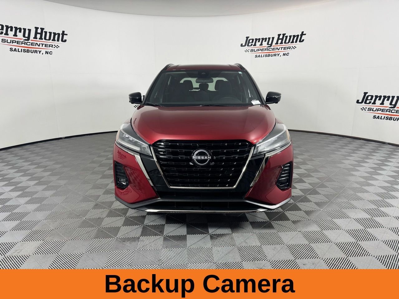 Used 2024 Nissan Kicks SR image 6