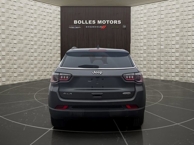 Certified 2022 Jeep Compass Latitude w/ Sun and Sound Group image 4