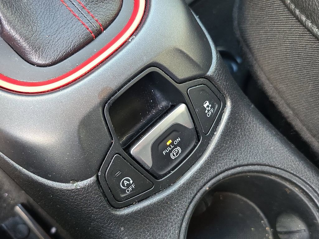 Used 2021 Jeep Compass Trailhawk AWD/4WD image 31