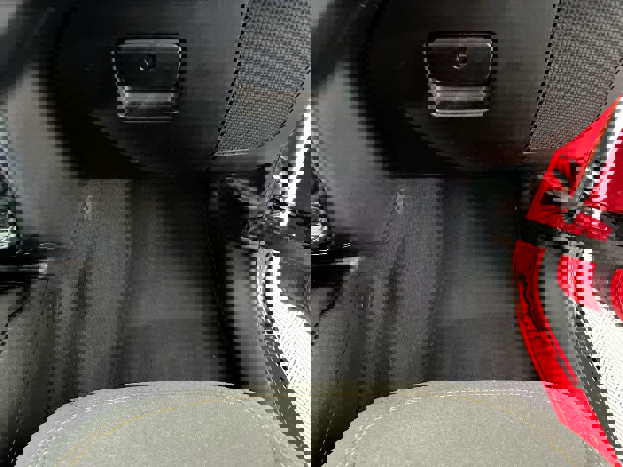 Used 2024 Jeep Wrangler Sahara image 34