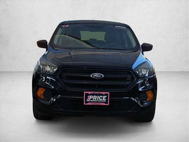 Used 2019 Ford Escape S FWD video 2