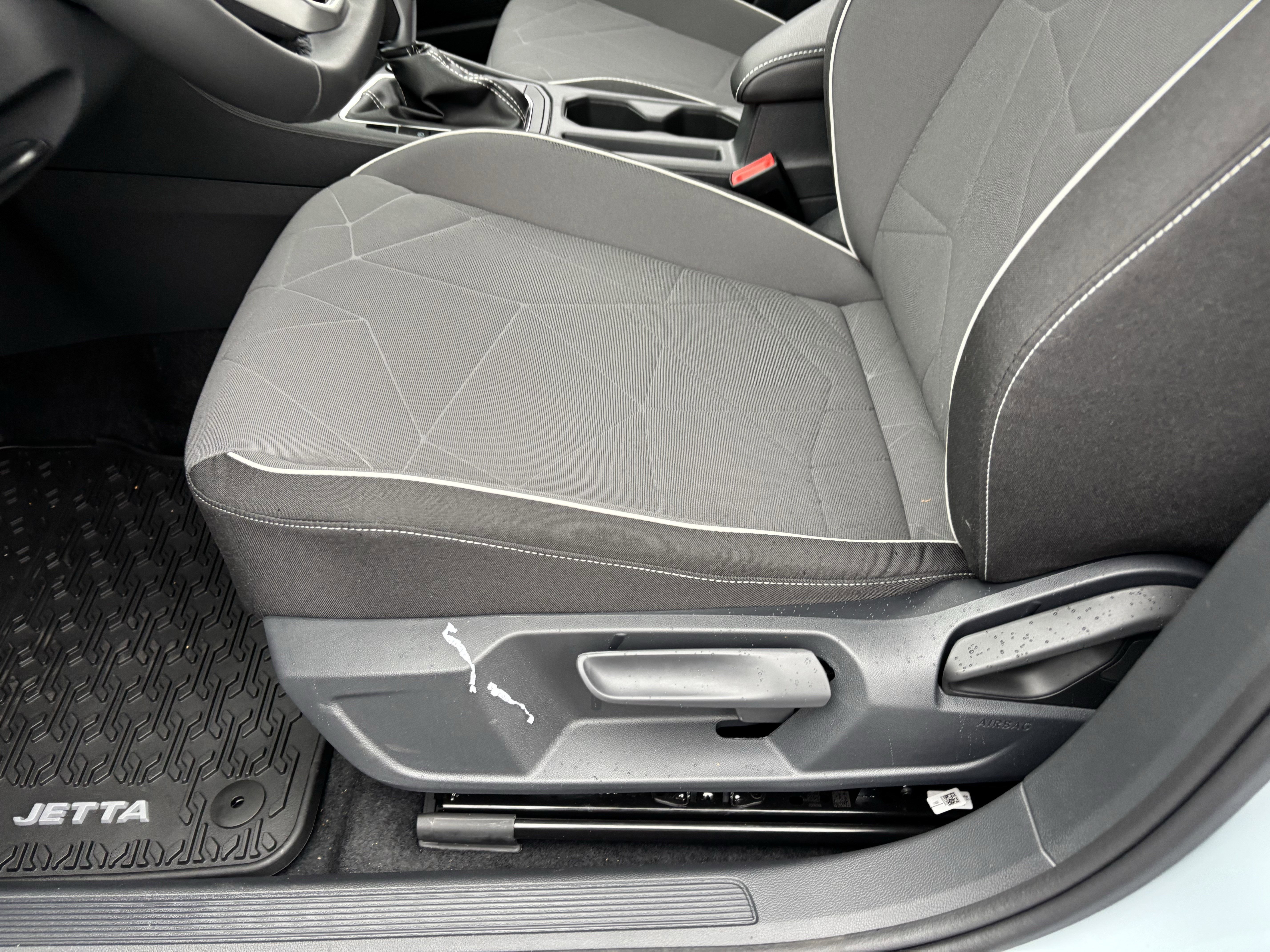 New 2026 Volkswagen Jetta Sport image 17