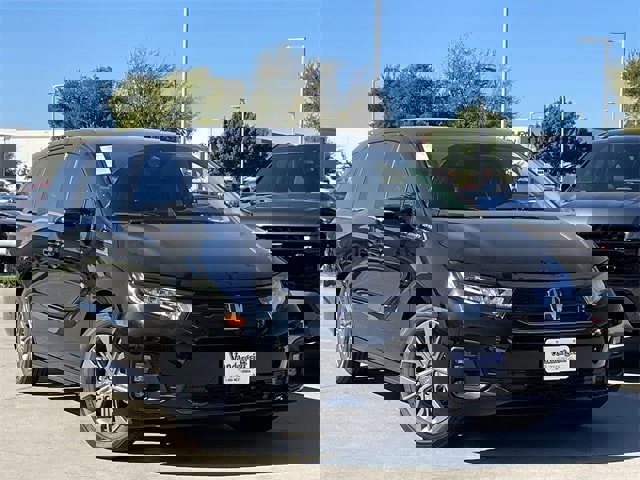 New 2026 Honda Odyssey Touring image 2