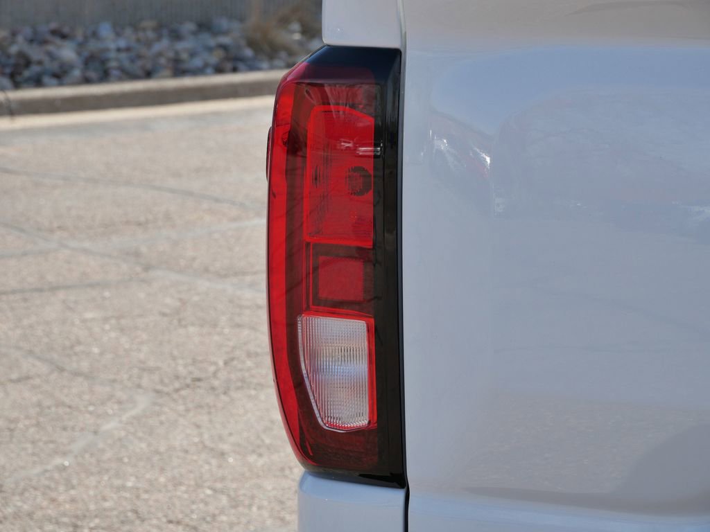 New 2026 GMC Sierra 1500 SLE image 11