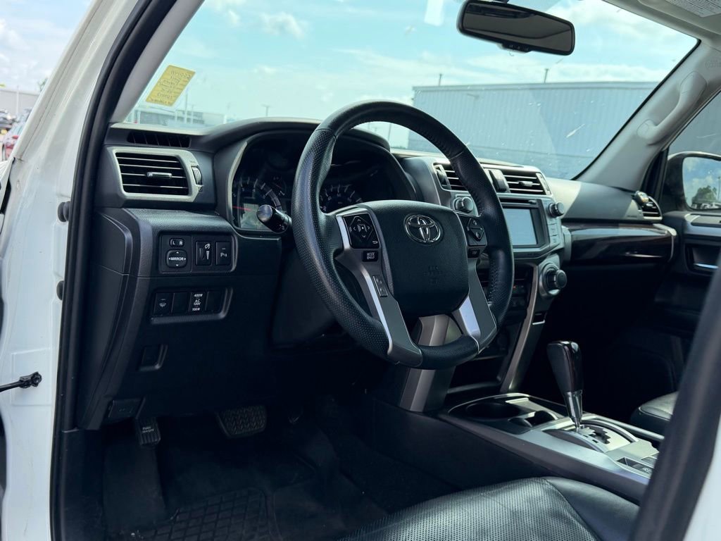 Used 2018 Toyota 4Runner Limited RWD image 11
