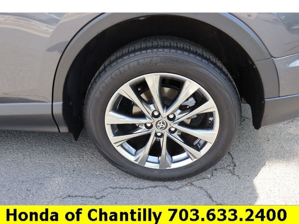 Used 2018 Toyota RAV4 Limited w/ All Weather Liner Package image 26