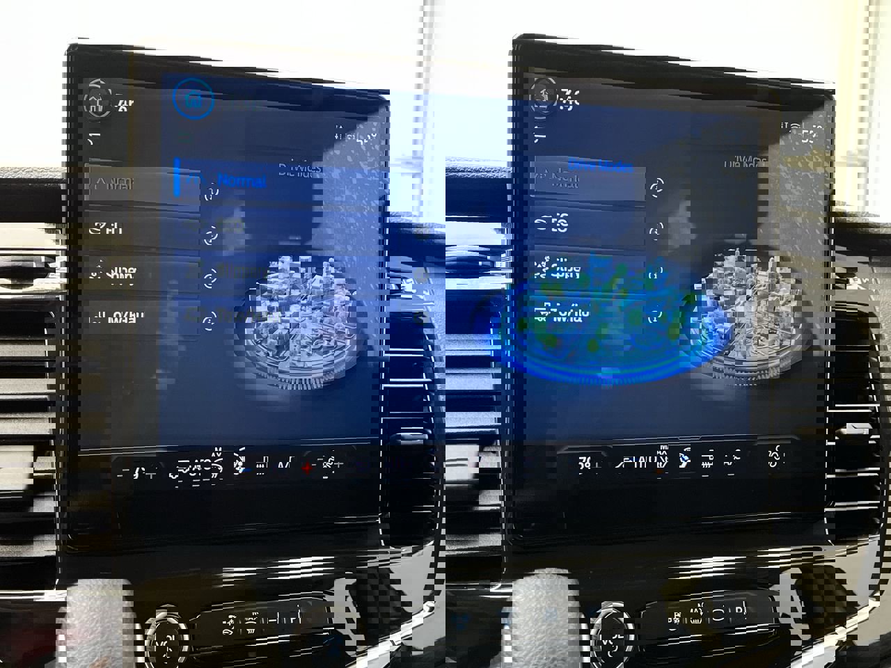 Used 2024 Ford Transit 350 XLT RWD image 16