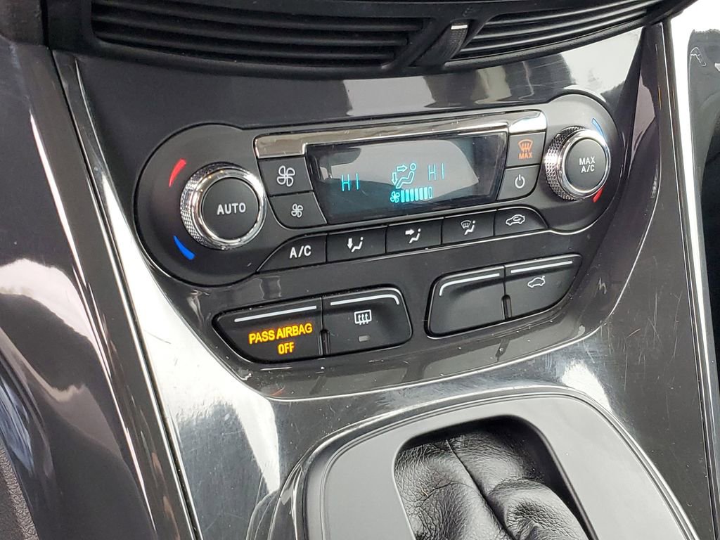 Used 2015 Ford Escape Titanium AWD/4WD image 18