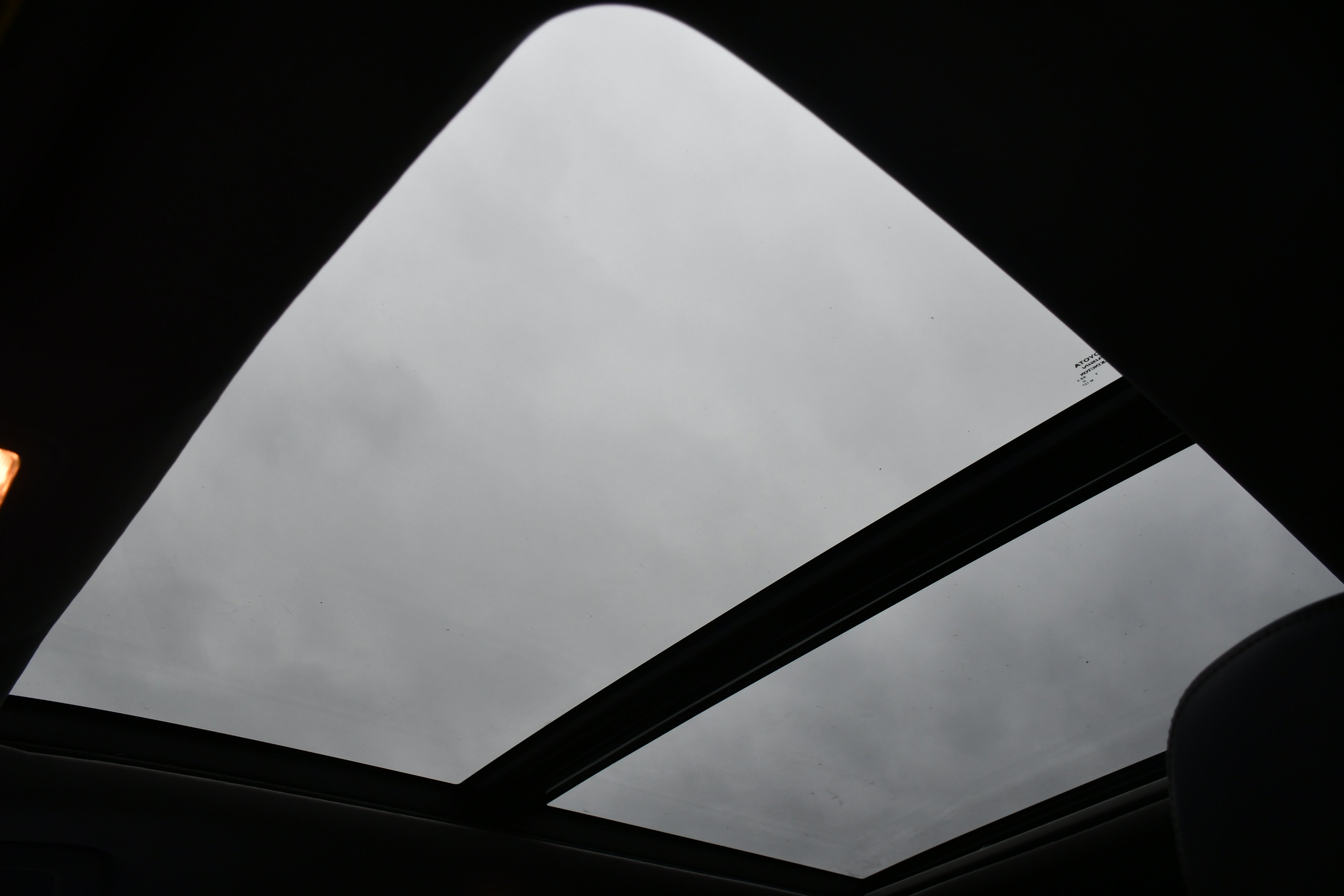 Used 2017 Toyota Highlander Limited Platinum image 17