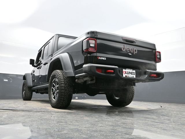 Used 2024 Jeep Gladiator Rubicon w/ Technology Group image 48