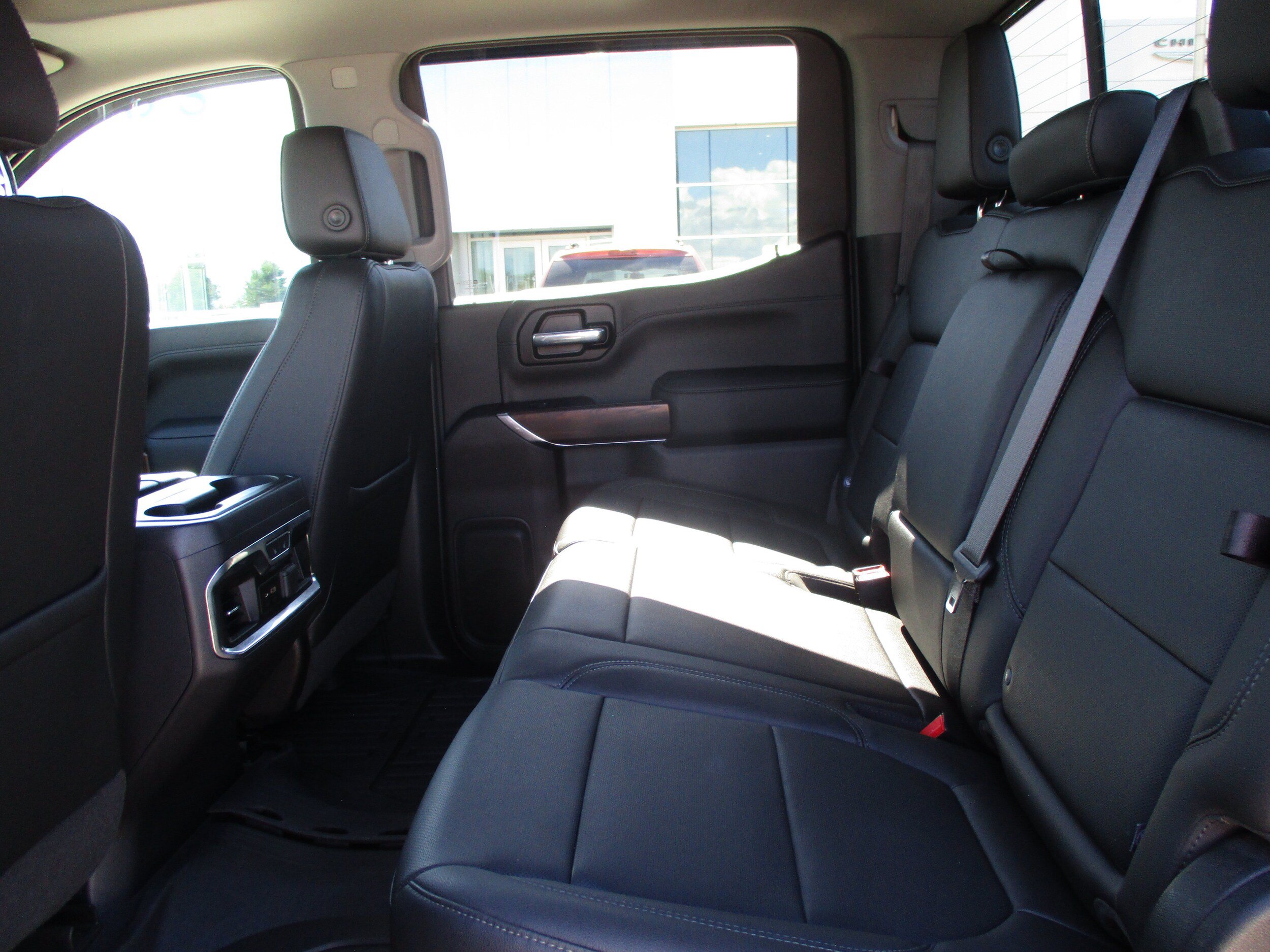 Used 2019 GMC Sierra 1500 SLT w/ SLT Premium Plus Package AWD/4WD image 41